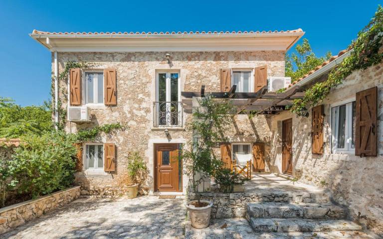 Fully equipped villa with garden, patio & BBQ | Garden view | Suitable for remote work | Dogs allowed — photo 2
