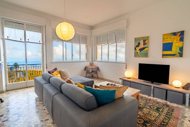 Lovely vacation home with garden, terrace & grill | Sea view | Pet-friendly — photo 3