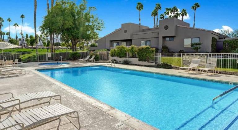 Wonderful house with jacuzzi & pool | Pets allowed — photo 5