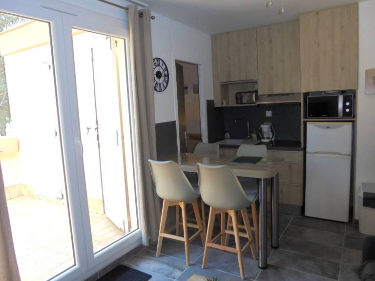 Holiday apartment with 1 room for 4 persons — photo 2