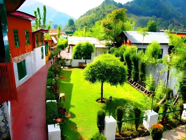 Hotel New Green View Ghulam in Srinagar