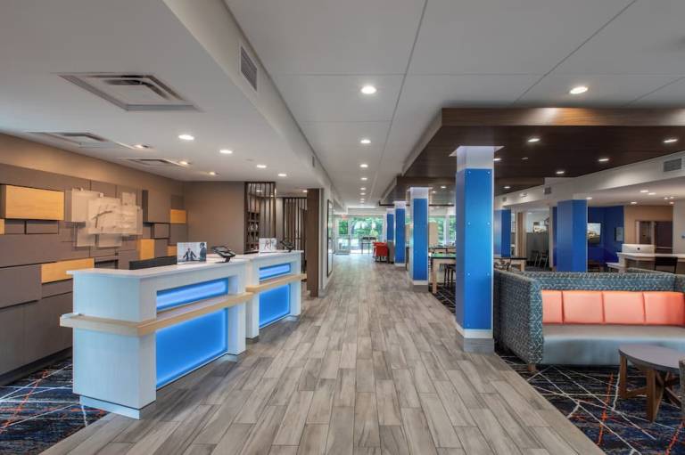 Holiday Inn Express And Suites Greenville Taylors by IHG