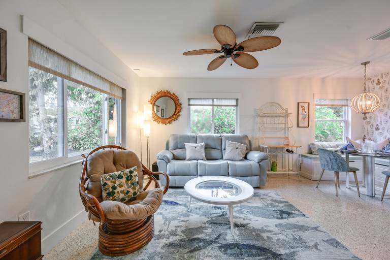 Sunny Florida Escape w/ Patio, Grill & Fire Pit! — photo 4