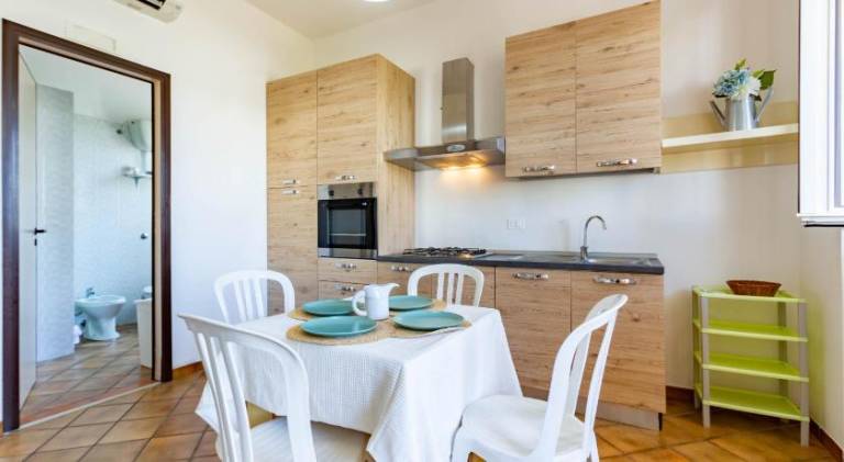 Apartment with 2 rooms for 4 persons — photo 2