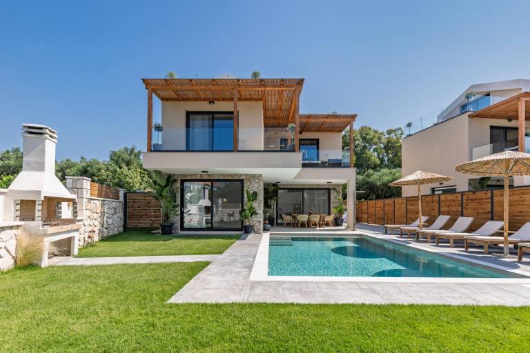 Villa Agios Sostis