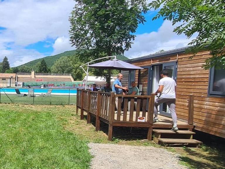 Mobile home with pool & terrace | Pets are welcome — photo 2
