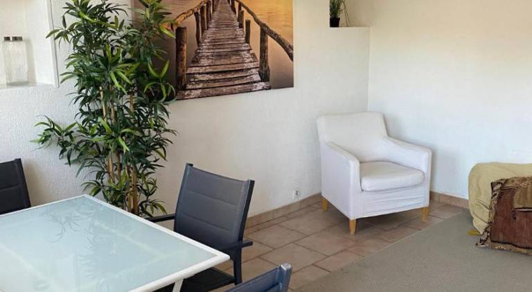 Appartement Marseille 12 Calme transport a proximite. — photo 4