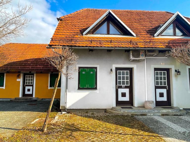 Namestitev Dobova