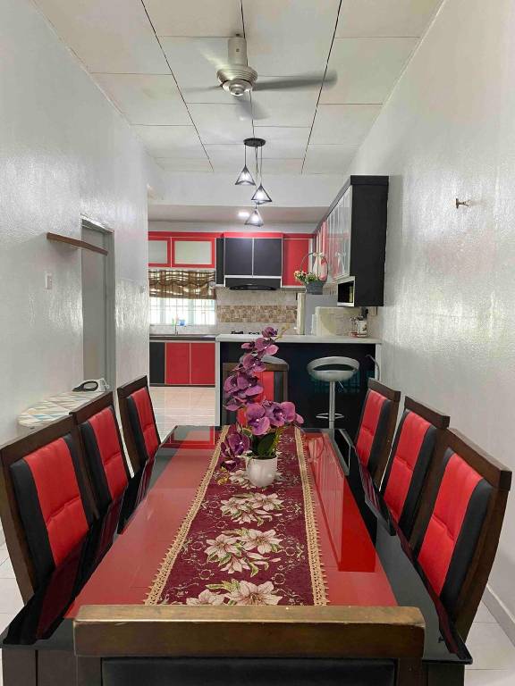 1400 m&sup2; Ferienhaus