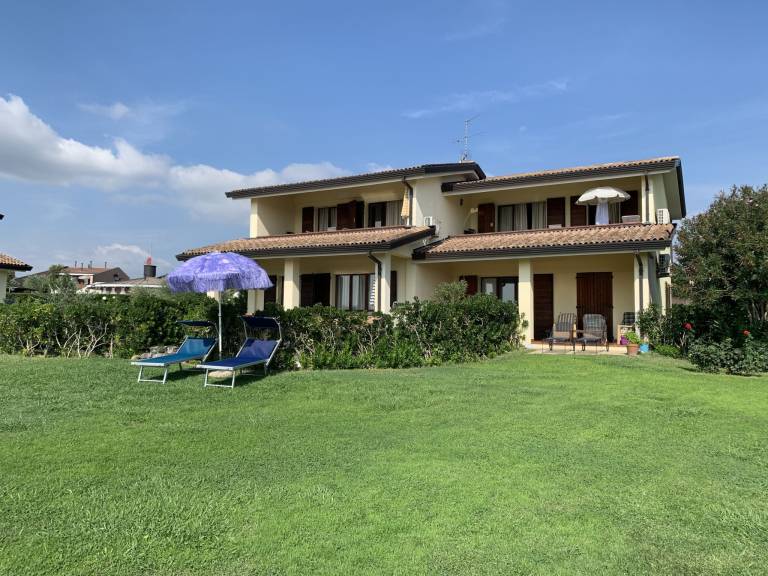 Family-friendly apartment with pool, garden & terrace | Pet-friendly — photo 3