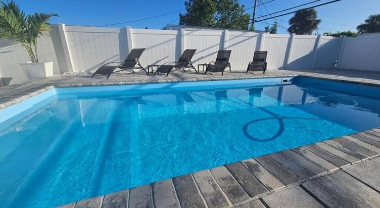Vacation home with pool | Pet-friendly in Bradenton, FL