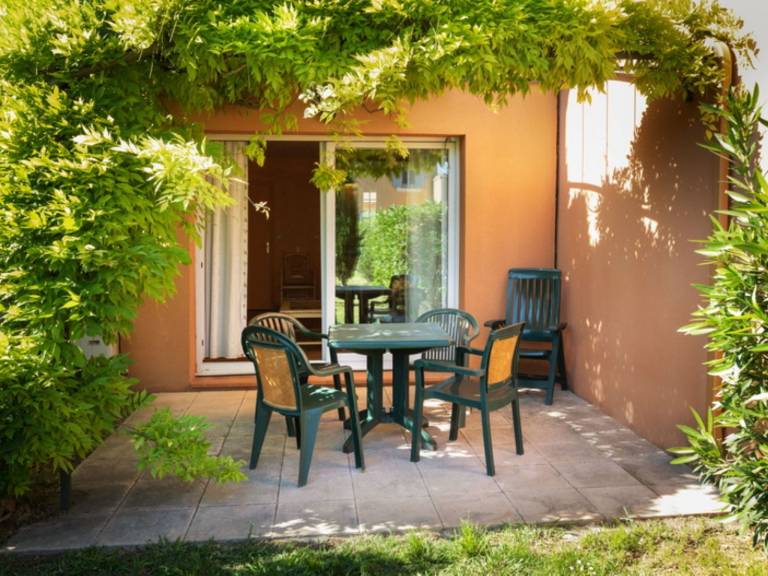 House with yard, patio & sauna — photo 3
