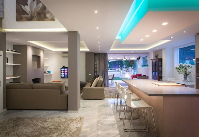 Family-friendly beautiful house with fast internet, garden & pool | Sea view | Perfect for remote work | Dogs allowed — photo 4