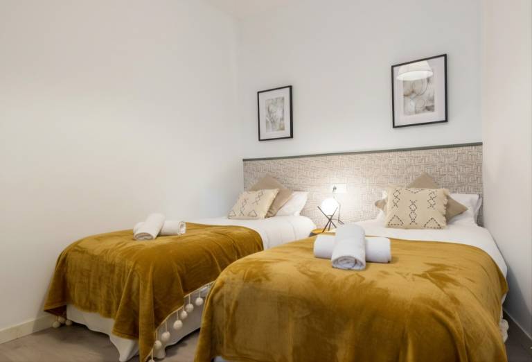 Apartment with garden in Madrid