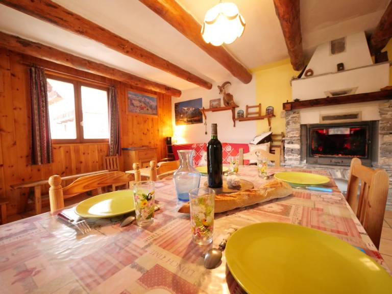 Gite with terrace & garden — photo 2