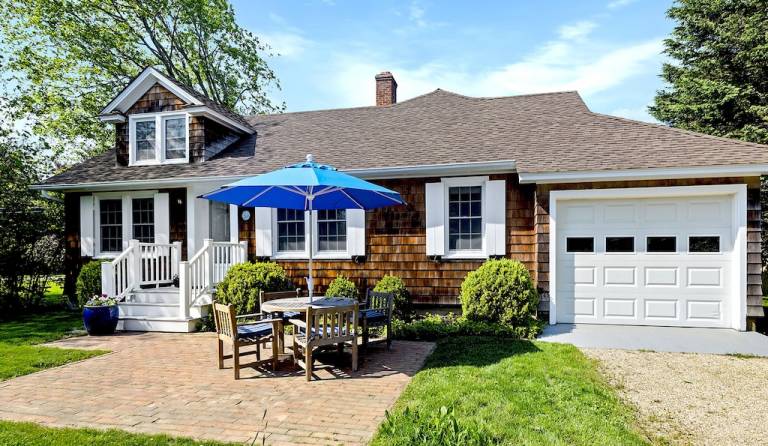 House  East Hampton