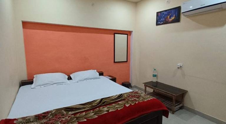 Shri Balaji Guest House( Varanasi, UP) — photo 2