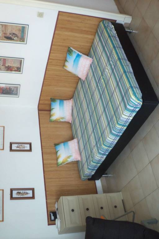 Holiday apartment with pool & garden — photo 3