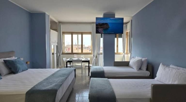 Holiday apartment with 3 rooms for 10 persons — photo 4