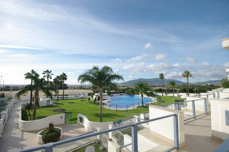 Apartment with terrace & pool | Next to the beach | Pets are welcome — photo 5