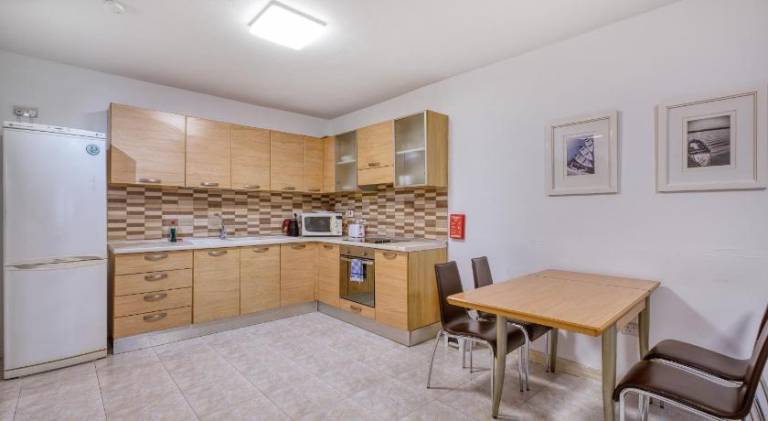 Rental apartment with 1 room for 4 persons in St. Julian's