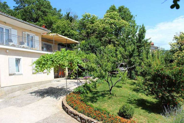 Two bedroom apartment with terrace and sea view Oprič, Opatija (A-7753-a) in Lovran