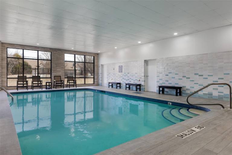 Hampton Inn and Suites by Hilton Windsor — photo 4