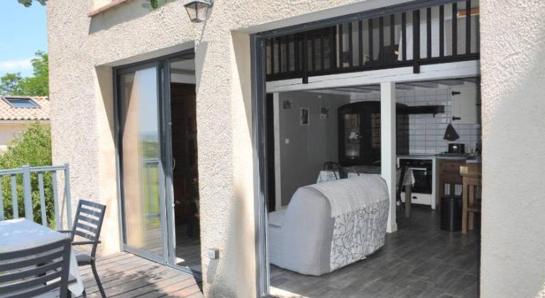 House with patio, pool & garden — photo 3