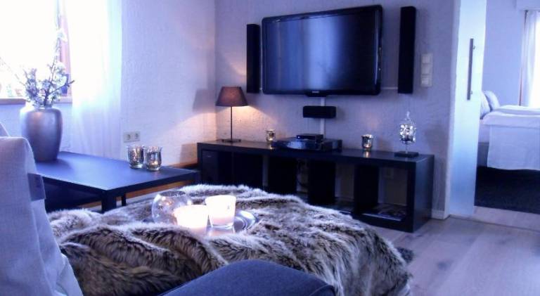 Holiday apartment with barbecue & patio — photo 2