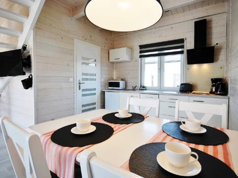 Charming house with terrace, yard & barbecue | Dogs allowed — photo 4