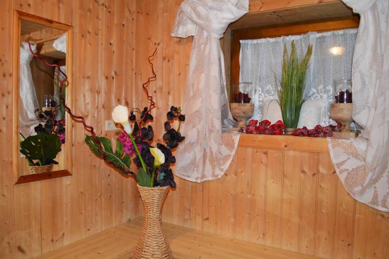 Apartment with sauna & patio — photo 5
