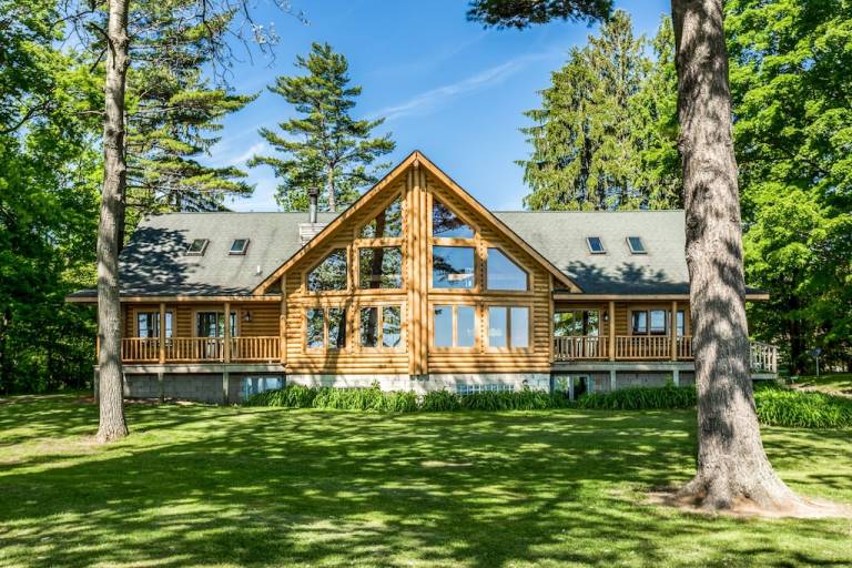 Cabin Lexington