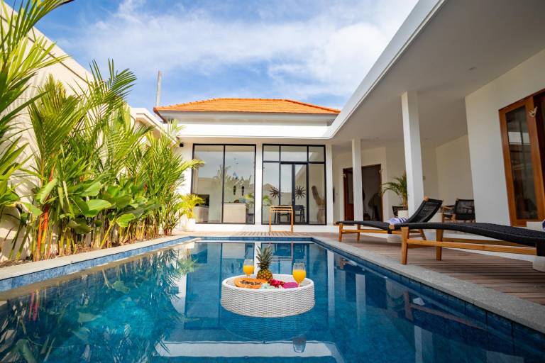 Kubung 1- Canggu Brand NEW Villa+HUGE Pool PS5 in Canggu