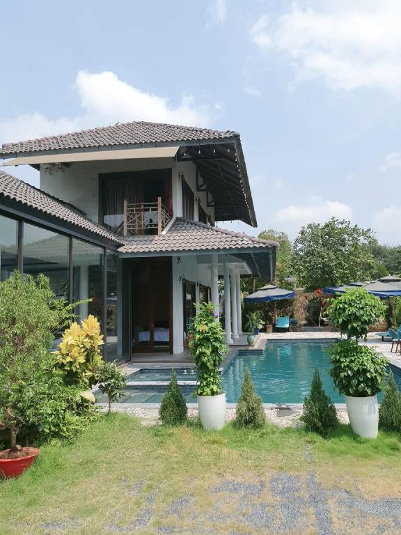Wonderful house with pool, BBQ & garden | Water view | Suitable for remote work | Pets are welcome — photo 3