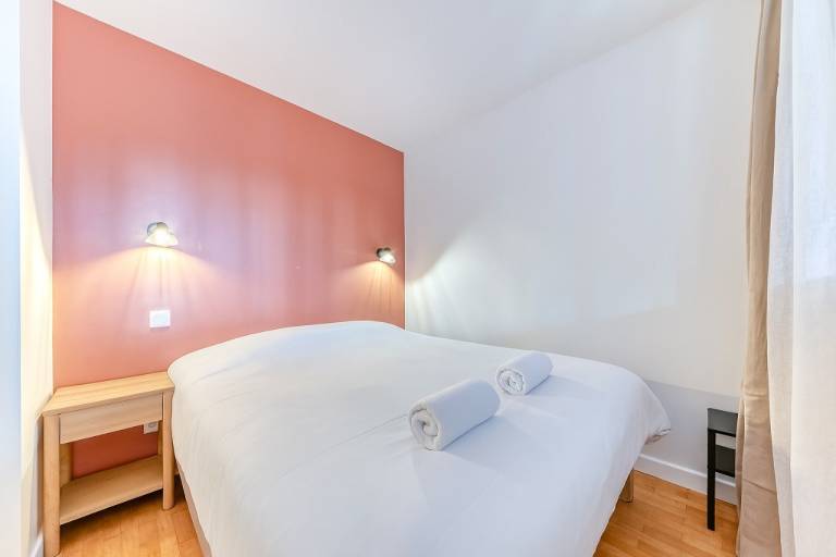 Children-friendly wonderful holiday apartment | Next to Basilica of Notre-Dame de Fourvière | Suitable for remote work | Pets allowed — photo 3