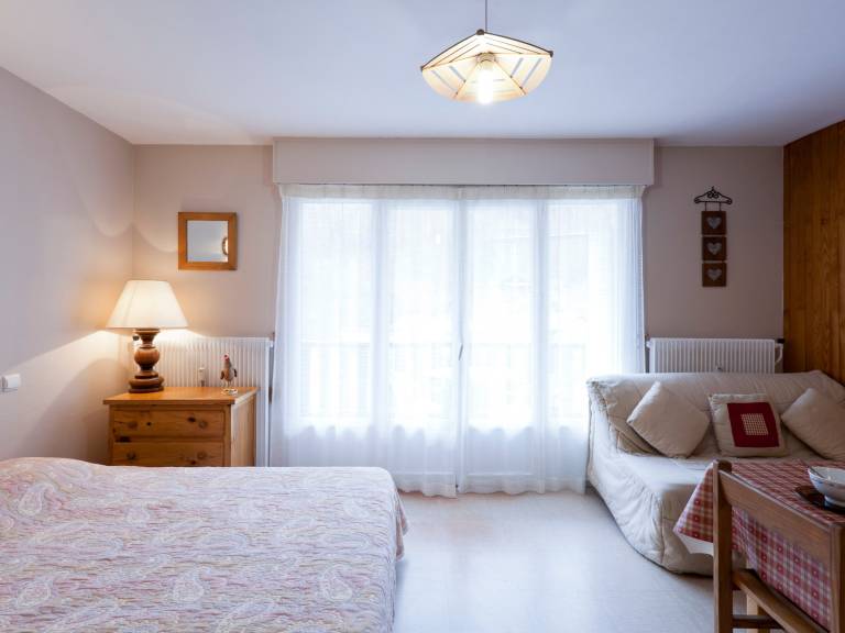 Studio for 5, Central, South Balcony, Elevator - Brides-les-Bains — photo 2