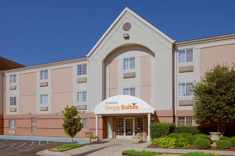 Sonesta Simply Suites Huntsville Research Park in Huntsville, AL