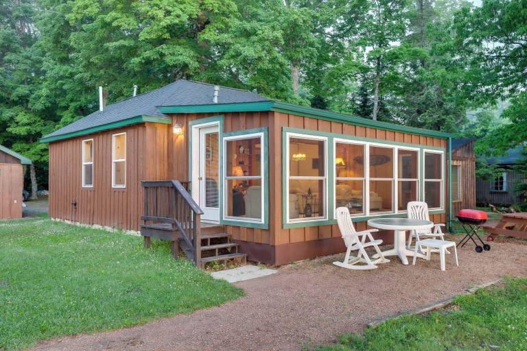 Cabin  Mercer