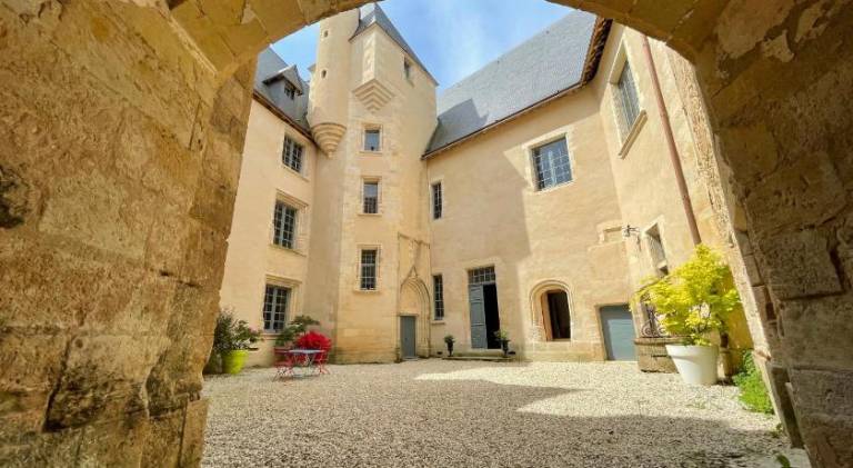 Chateau de Meauce, Chambre Catherine de Monteruc — photo 4