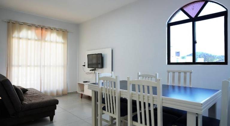 Apartment with grill — photo 4