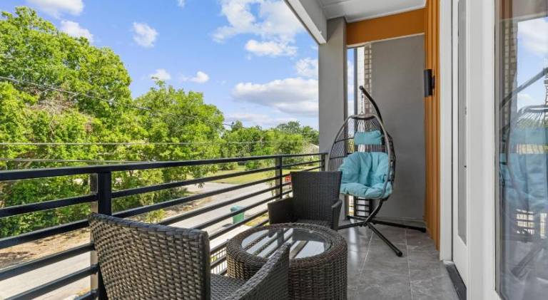 Villa De Briley - Luxury Creator Station - Fire Pit — photo 3