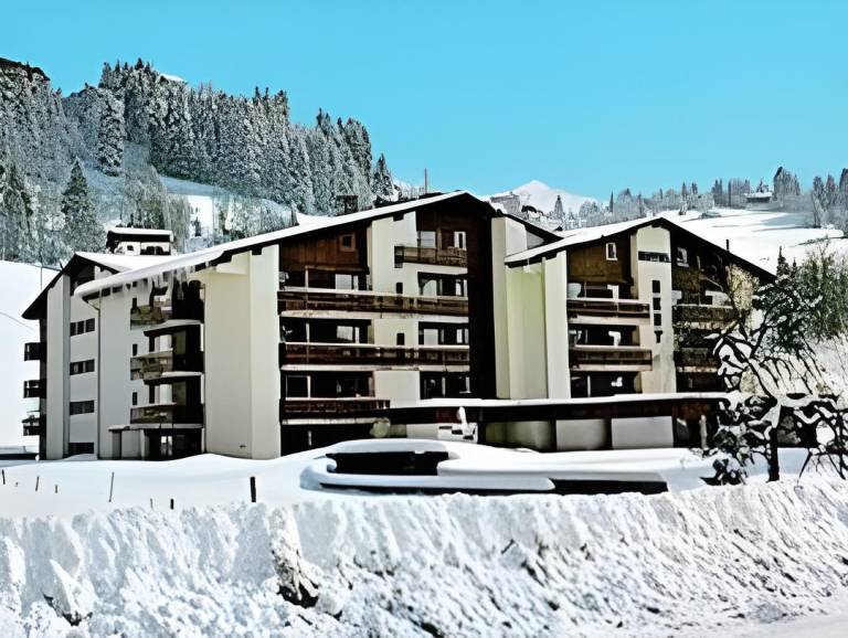 Vacation home with yard & terrace | Close to the ski | Pets are welcome in Combloux