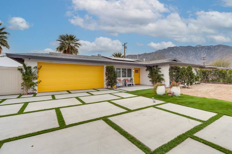 Luxurious Snowbird Haven 3 Mi to Dtwn Palm Springs — photo 3