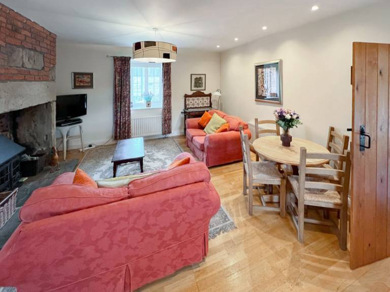 Cabin Chatton