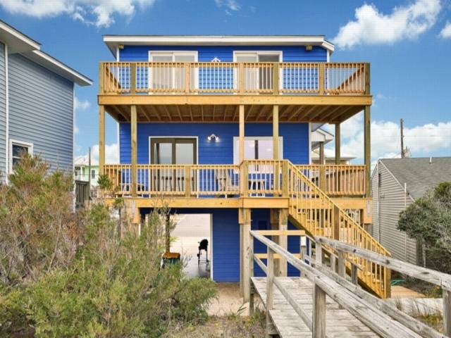 Sea Haven - OCEANFRONT! Amazing master suite with a private oceanfront deck! Recently renovated and perfect for the entire family in Kure Beach, NC