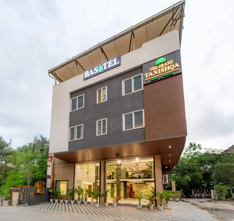 The Grand Tanishqa By Basotel