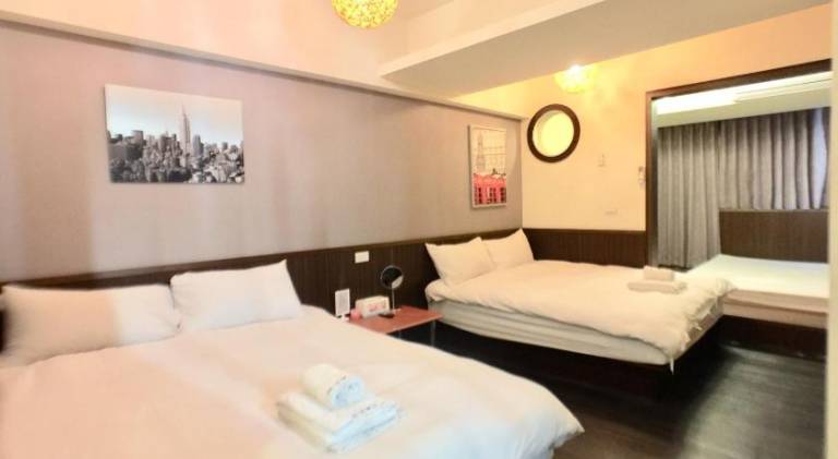 Love Fengjia Colorful Hotel — photo 2