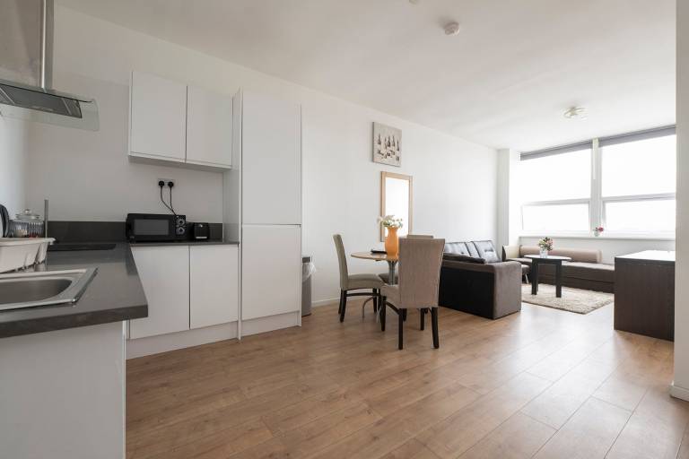 Perfect Base to Explore Birmingham and Beyond