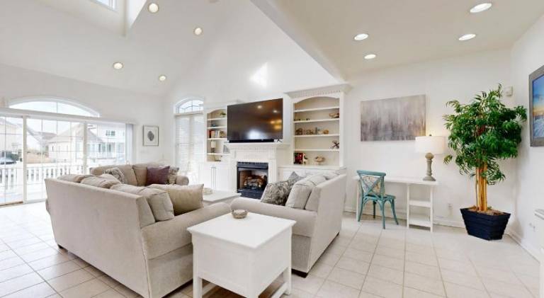 House with grill, patio & pool — photo 4