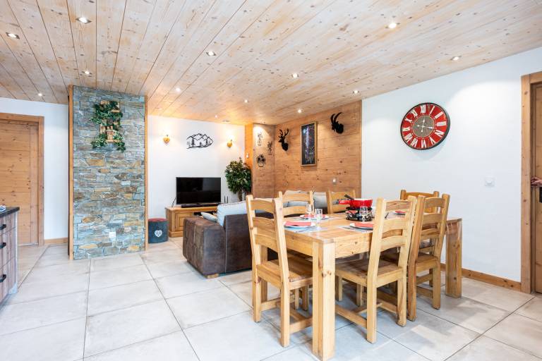 Family-friendly vacation home with grill, patio & garden | Garden view | Pet-friendly — photo 4